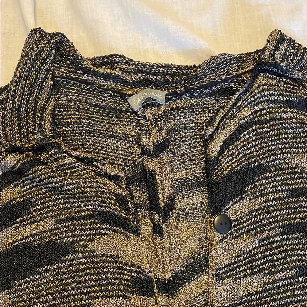 Stylish Black and Gray Button Down Shirt or Cardigan - Picture 4 of 10